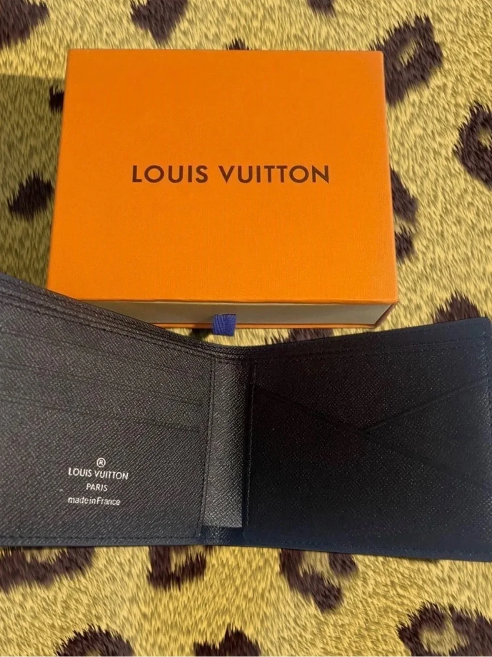 Louis Vuitton classic louis